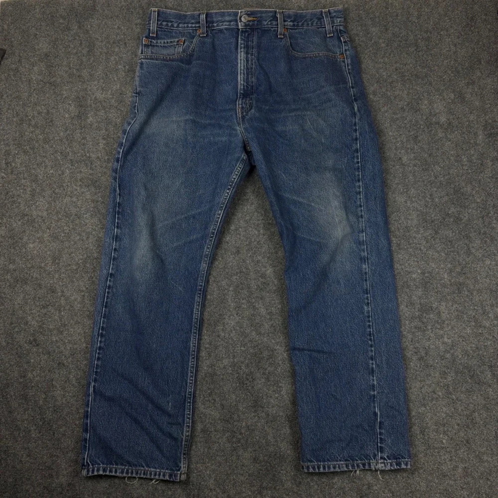 Levis 505 Regular Fit Jeans Mens 40x30 Medium Wash Blue Denim Straight Leg 40605